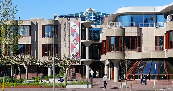 Perpustakaan Universitas Leiden
